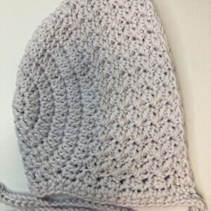 lavendar coloured crochet baby bonnet