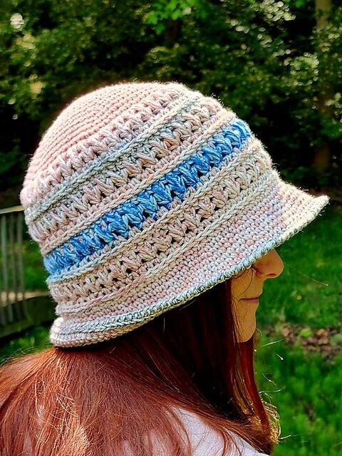 crochet cloche