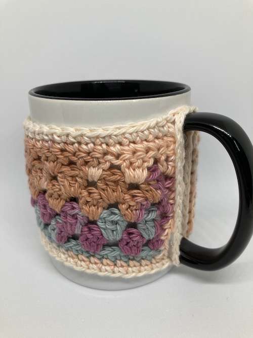 crochet-mug-cozy-freckles