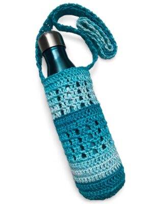 blue crochet water bottle bag