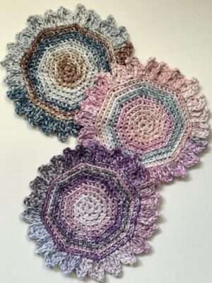 set-of-three-round-face-cloths