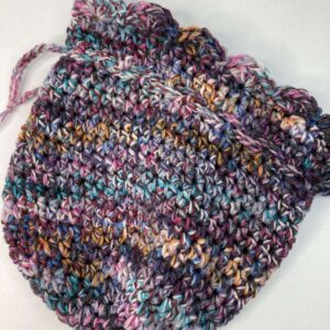 crochet-pouch-made-with-lorena-colorful-yarn