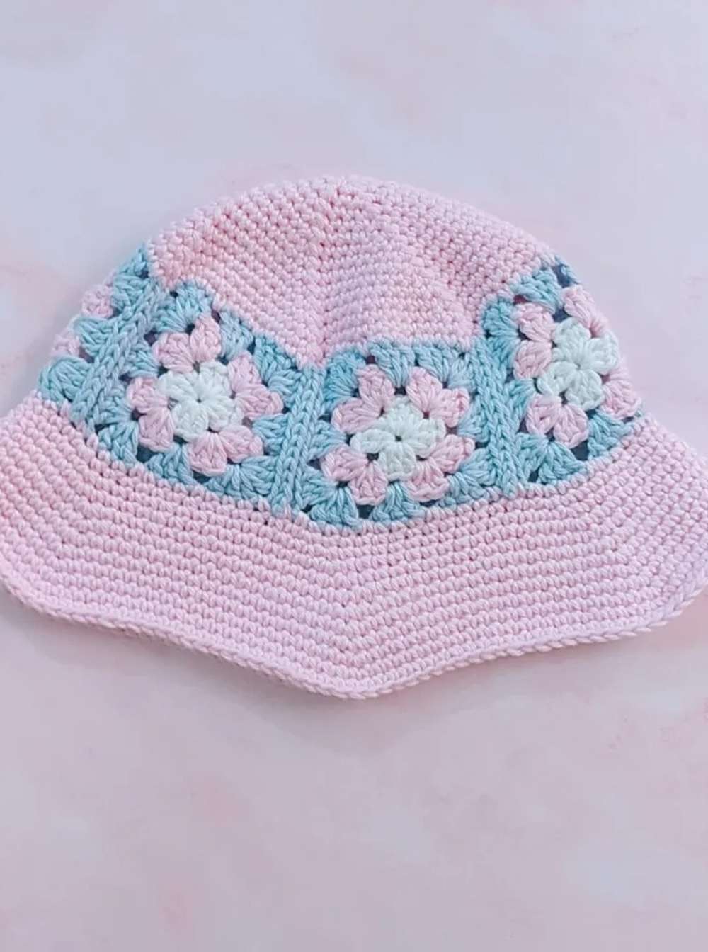 pink_crochet_bucket_hat