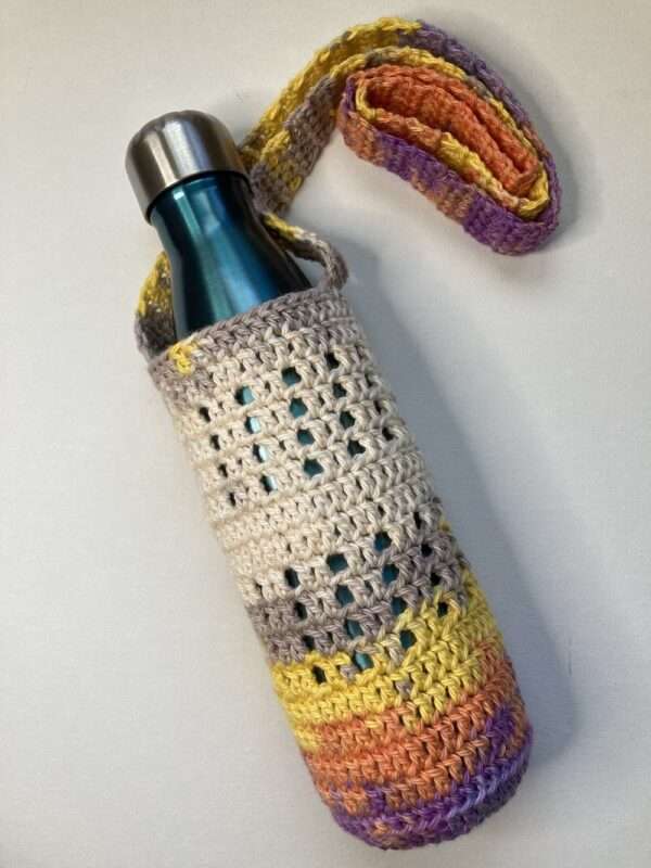 Water Bottle Holder Bag-Handmade Crochet. - Image 5