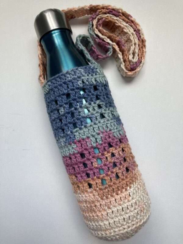 Water Bottle Holder Bag-Handmade Crochet. - Image 10