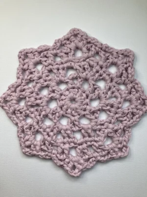 pink-trivet-pot-holder