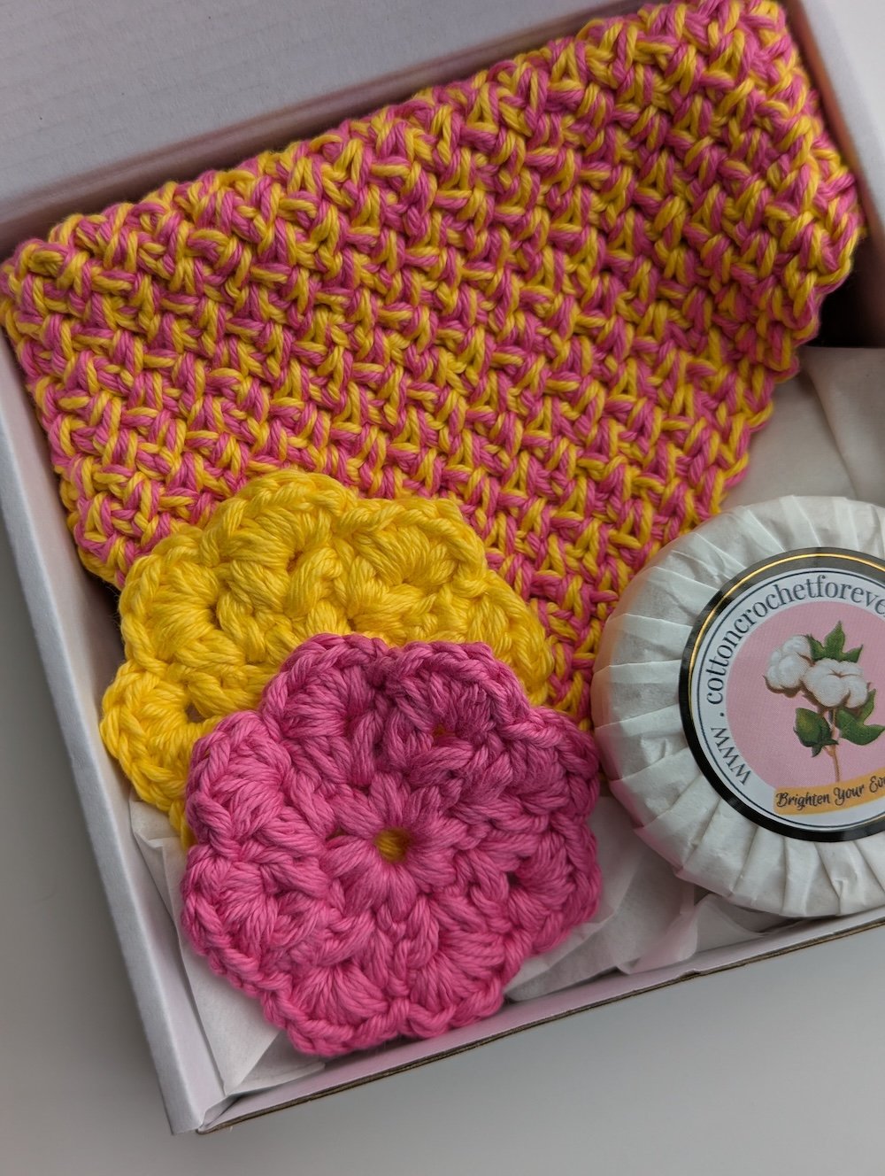 pink pineapple wash cloth set